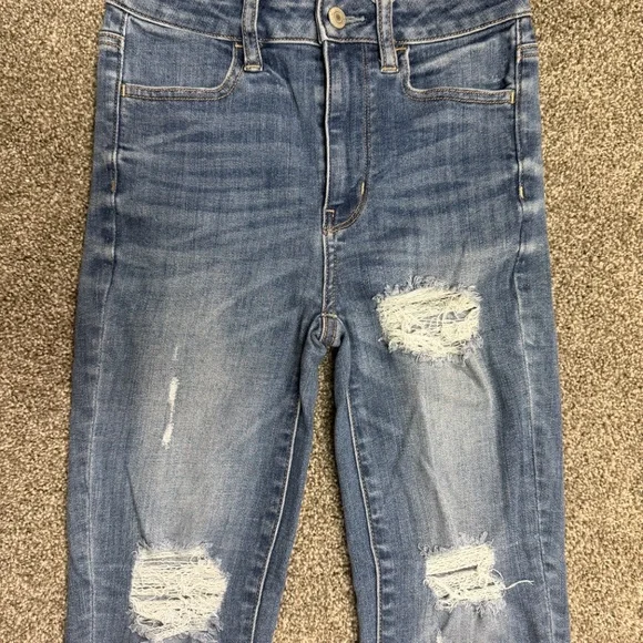 Abercrombie & Fitch - Women's Super Stretch Distressed Skinny Jeans - Picture 3 of 6